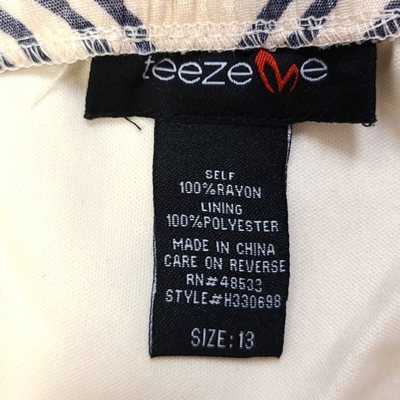 Teese Me Chevron Print Strapless Dress with Belt size 13 - Picture 6 of 8